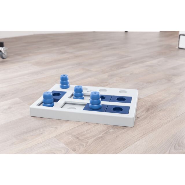 Trixie Dog Activity Chess